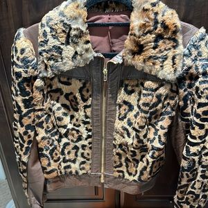Vintage leather & fur jacket !! One of a kind! ✨
